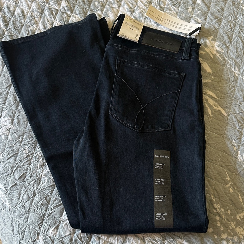 Clavin Klein (NWT) - Modern Boot Cut (Power Stretch)